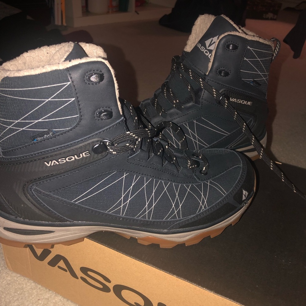 Vasque 7827 Coldspark UltraDry women 10.5- new